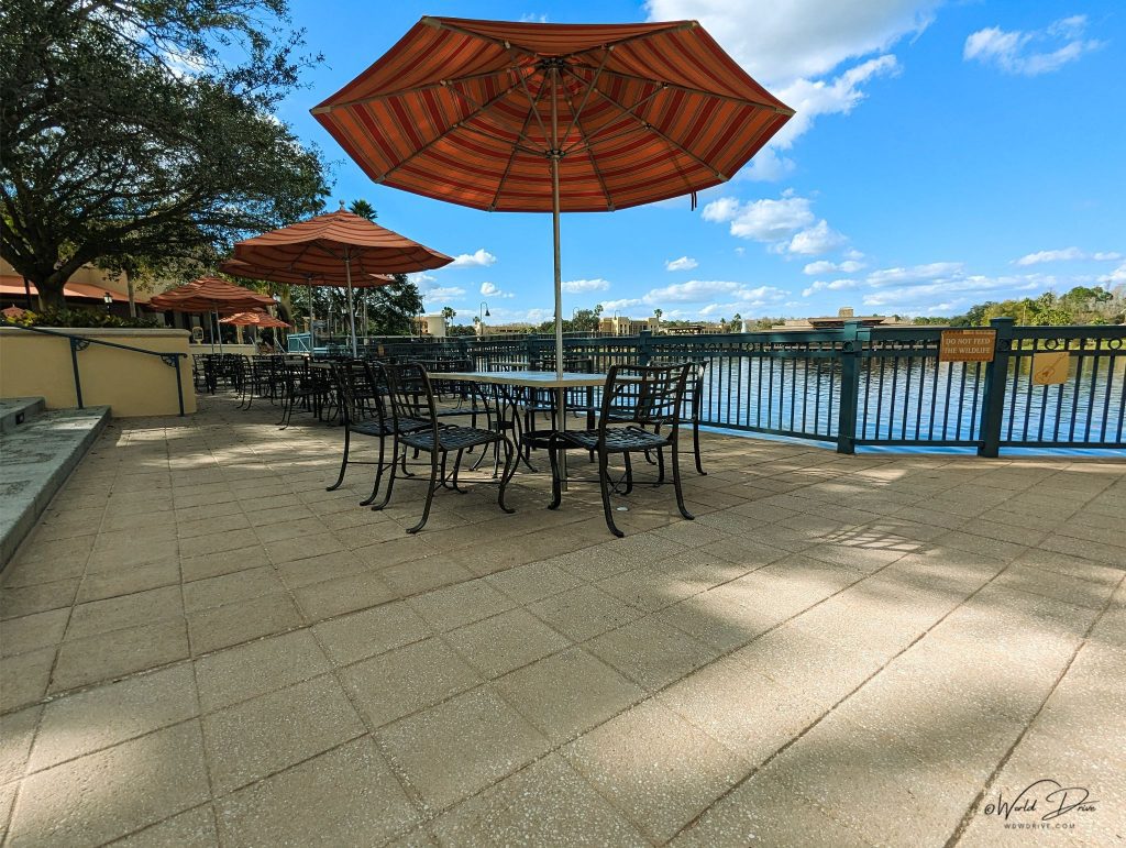 Outdoor Seating at the Laguna Bar at Coronado Springs.